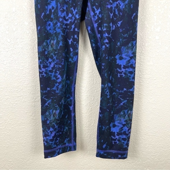 Lululemon Wunder Under Crop II‎ Full-On Luon Iris Floral Legging Size 4 Women - Picture 4 of 11